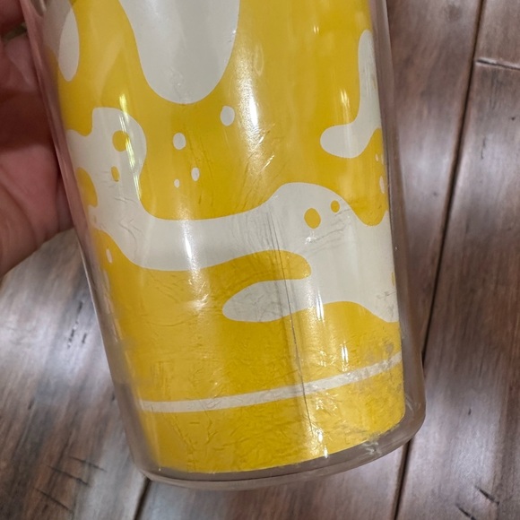 Disney Parks Dole Whip Yellow and White Swirl Cup - Picture 4 of 4